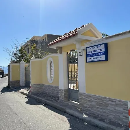 Nicole House - & Frühstückspension