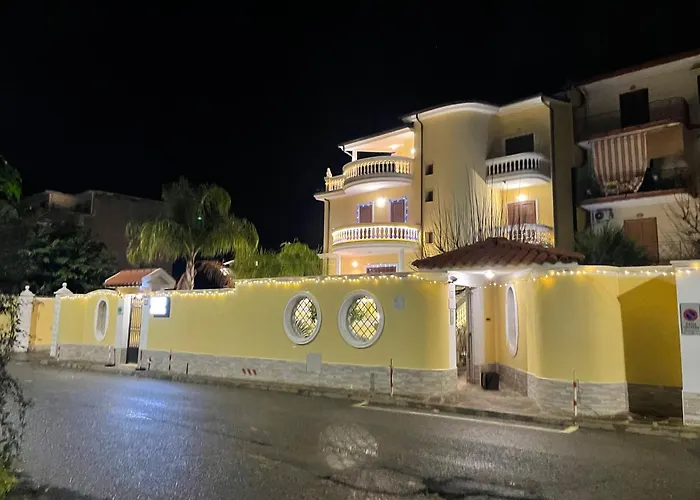 Nicole House - & فندق مبيت وإفطار *