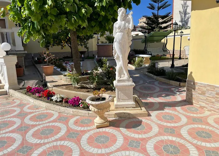 Nicole House - & فندق مبيت وإفطار Gallico Marina