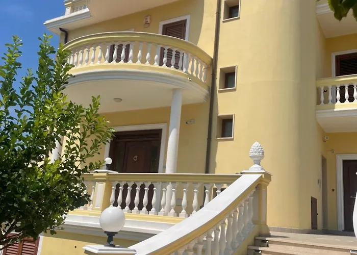 Nicole House - & فندق مبيت وإفطار *