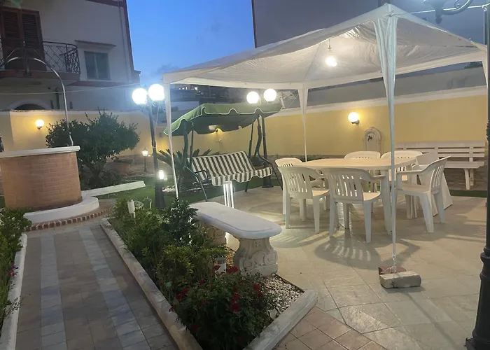 Nicole House - & * Gallico Marina