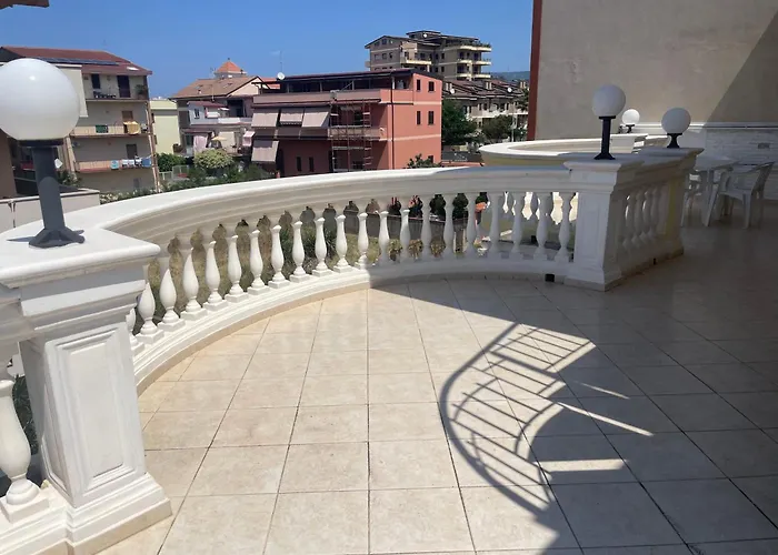 فندق مبيت وإفطار Nicole House - &