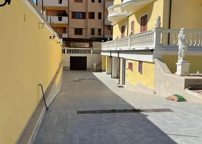 Nicole House - & Gallico Marina