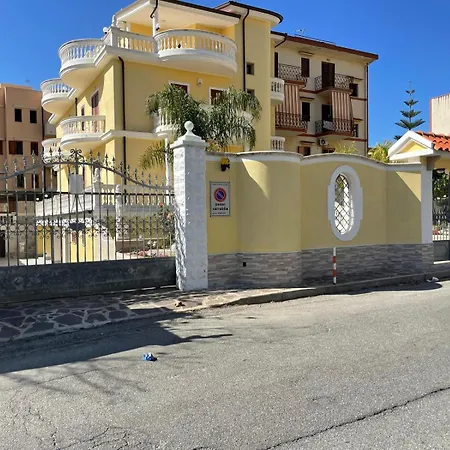 Nicole House - & Gallico Marina