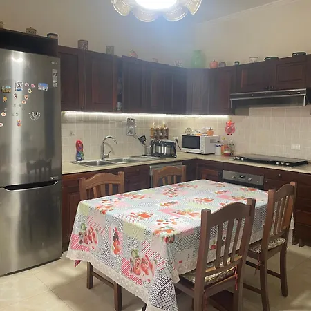 فندق مبيت وإفطار Nicole House - &