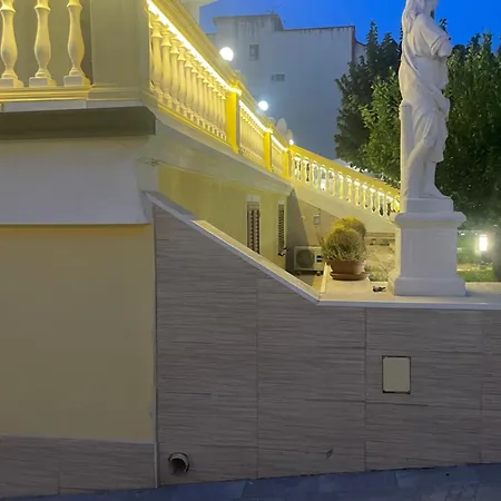 Nicole House - & فندق مبيت وإفطار *