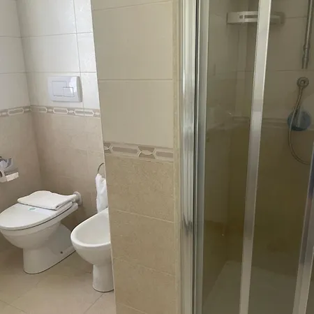 Nicole House - & Bed & Breakfast Gallico Marina