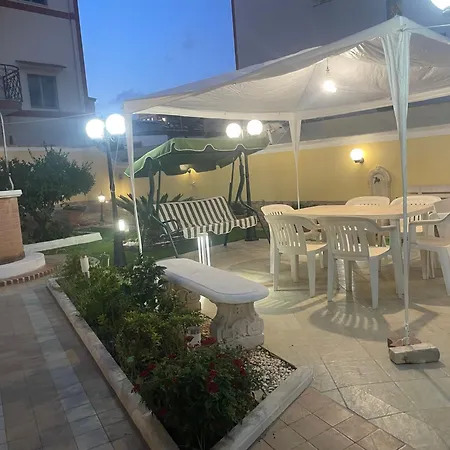 Nicole House - & * Gallico Marina