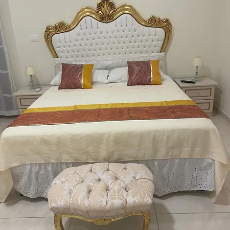 Bed & Breakfast Nicole House - & *