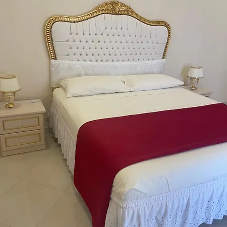 Nicole House - & * Gallico Marina