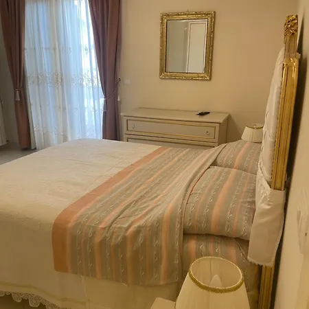 Nicole House - & * Gallico Marina