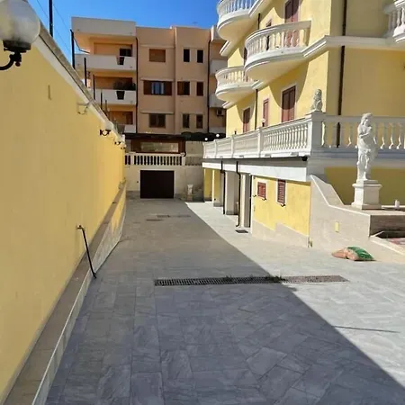 Nicole House - & Gallico Marina