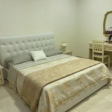 Nicole House - & فندق مبيت وإفطار