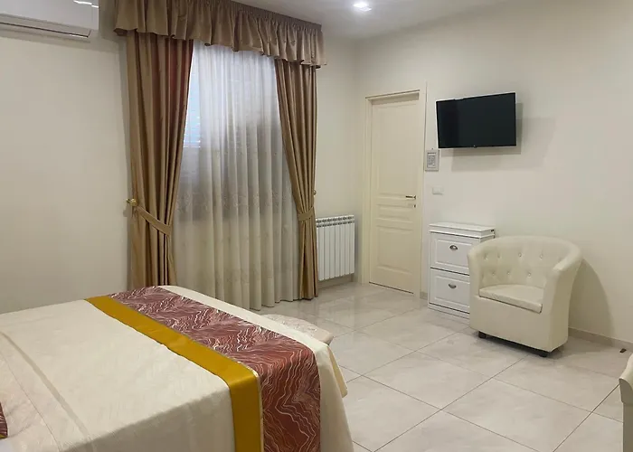 Nicole House - & Gallico Marina