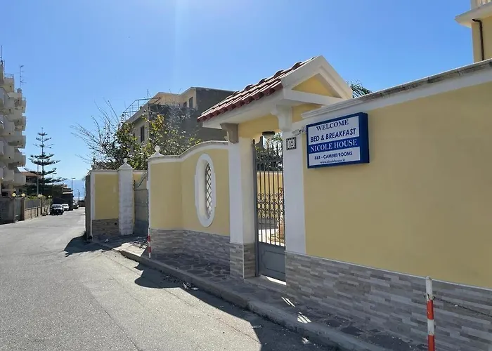 Nicole House - & 住宿加早餐酒店